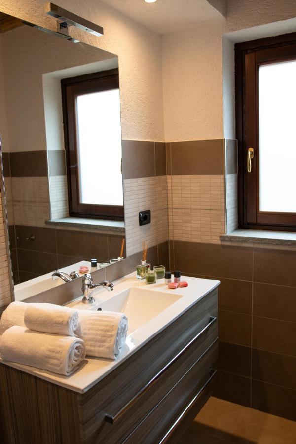 Green Mountain Lodge Oulx المظهر الخارجي الصورة